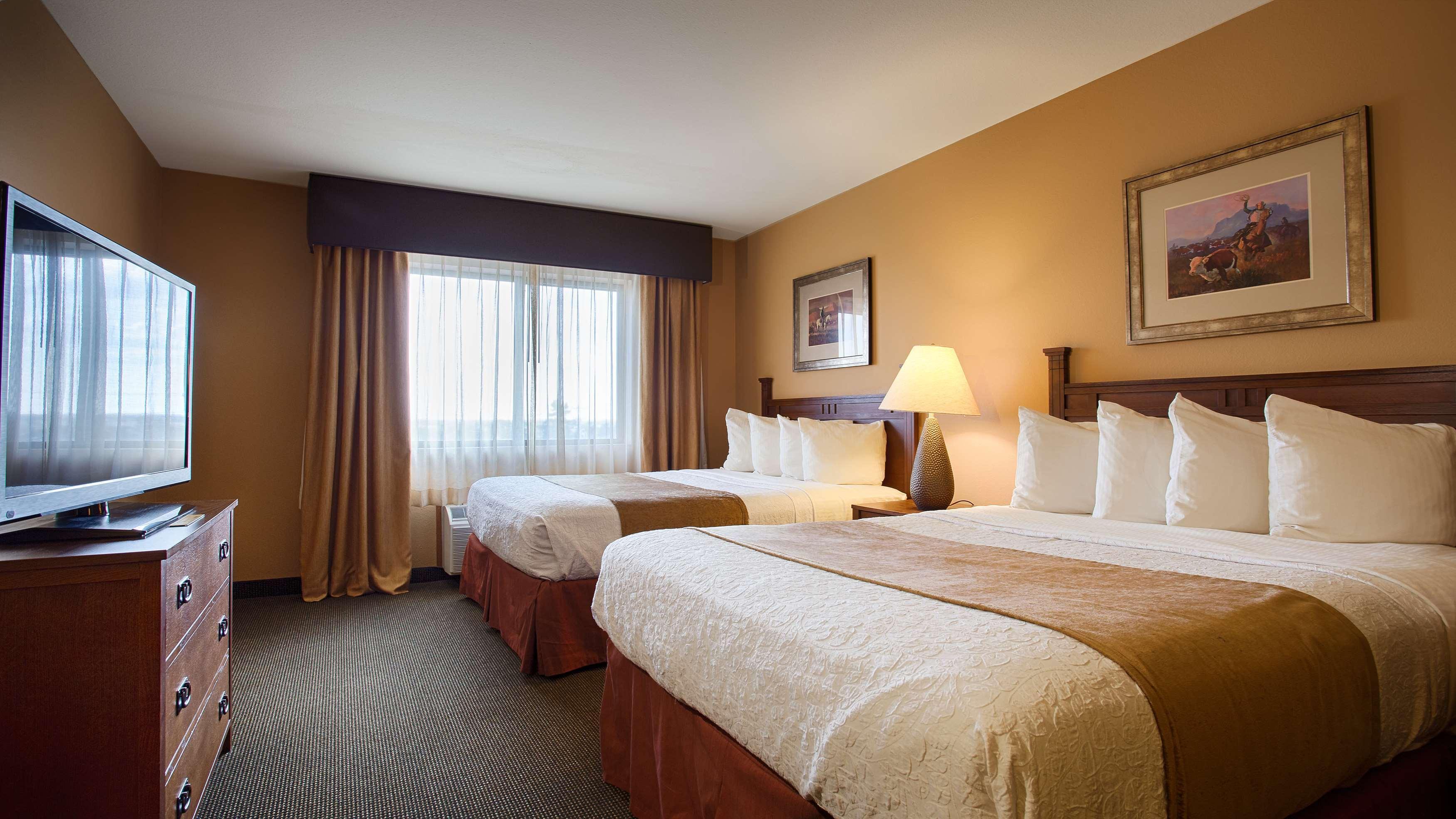 Best Western Plus Country Inn & Suites Dodge City Exterior photo